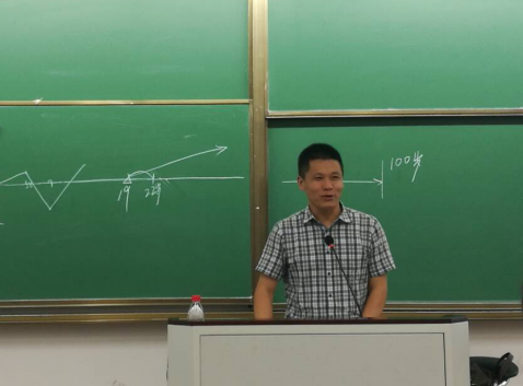 党委副书记管庆江讲话